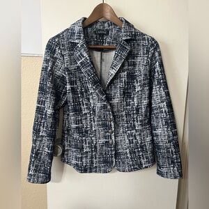 Carine Blue and White Tweed Blazer w/silver buttons  SzS Tweed RetroGlam Classic